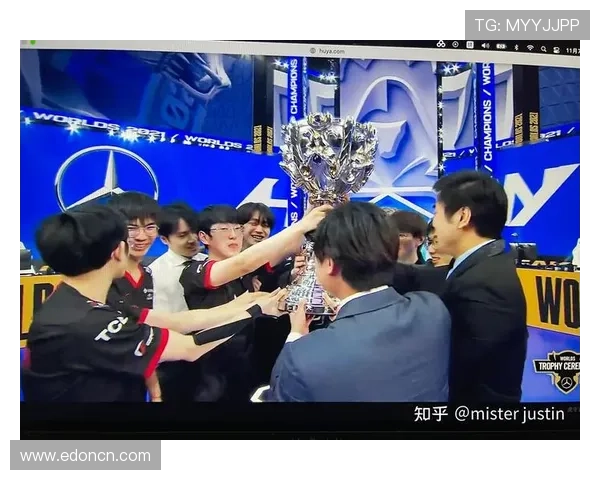 全球总决赛战火重燃各大战队鏖战巅峰角逐年度最强王者