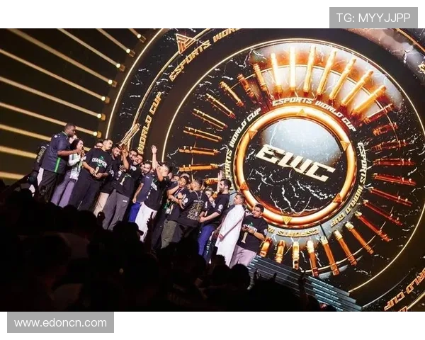 《全球电竞赛事火热进行中 各大战队备战年度总决赛》