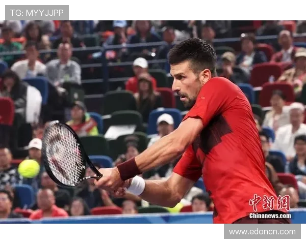 德约科维奇再度强势夺冠 网坛新星崭露头角引发新一轮竞争热潮 德约科维奇再度强势夺冠 网坛新星崭露头角引发新一轮竞争热潮