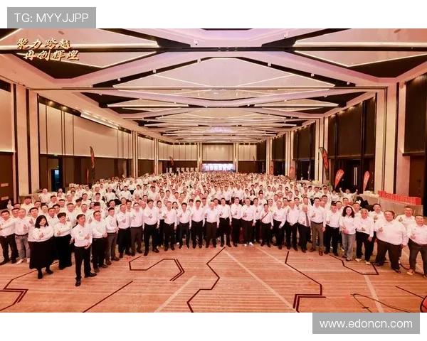 查尔顿俱乐部历史与文化探秘：从创立到辉煌的跨越与挑战