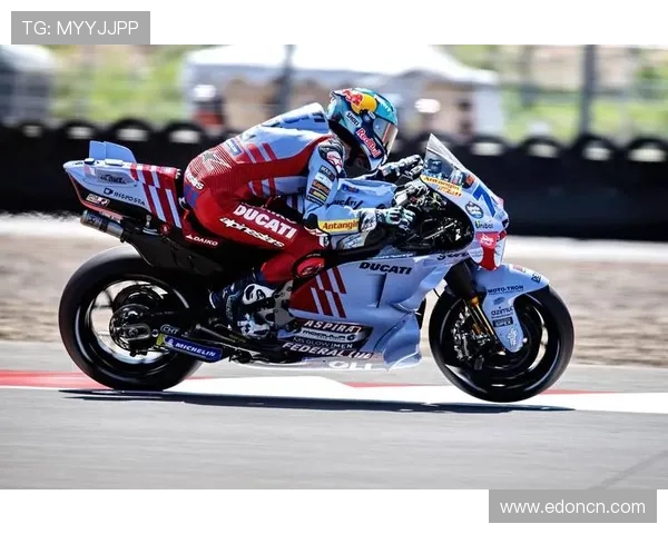杜卡迪车队再创辉煌巴尼亚亚激战全场夺MotoGP年度总冠军