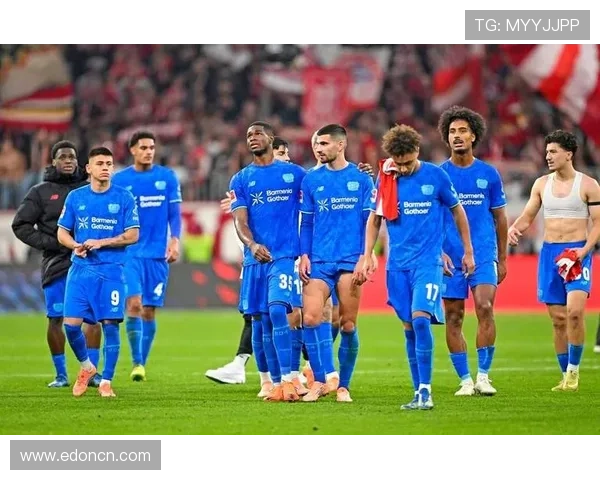 英超联赛最新动态 曼联战胜切尔西 阿森纳重回前四 莱斯特城迎来大胜 英超联赛最新动态 曼联战胜切尔西 阿森纳重回前四 莱斯特城迎来大胜