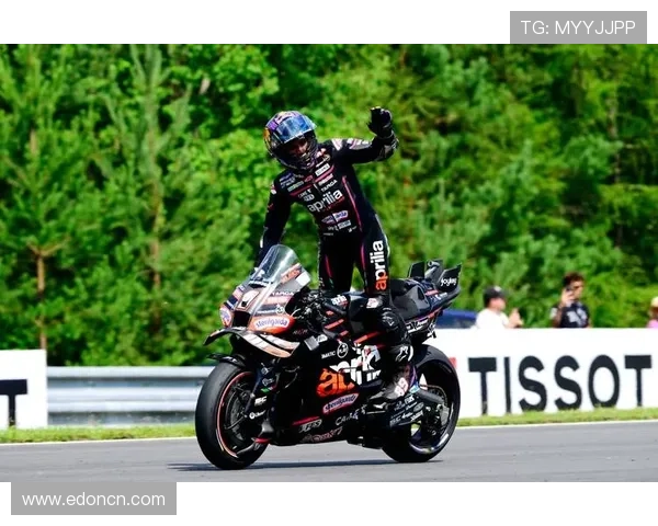 MotoGP赛场最新动态：强队角逐与冠军悬念全面升级走势高涨